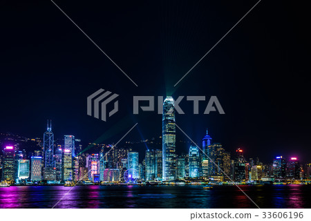 Hong Kong night view and laser show 33606196
