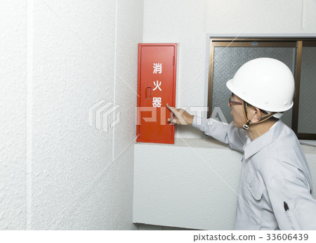 Worker Fire facility check fire hydrant check Worker Fire facility check fire hydrant check 33606439