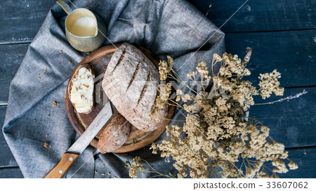 Studio shot breakfast with sandwich and coffee 33607062