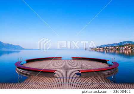 Lake Geneva in Montreux, Switzerland Lake Geneva in Montreux, Switzerland 33608401