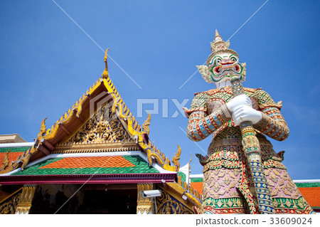 Guardian of temple Guardian of temple 33609024