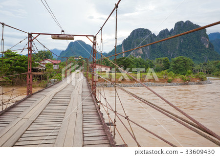 Wood bridge Wood bridge 33609430