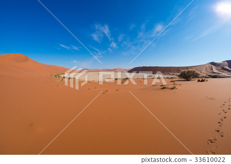 The scenic Sossusvlei and Deadvlei, Namibia. 33610022
