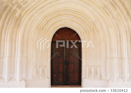 Background of ancient entrance to the castle Background of ancient entrance to the castle 33610412