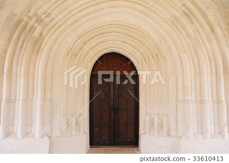 Background of ancient entrance to the castle Background of ancient entrance to the castle 33610413