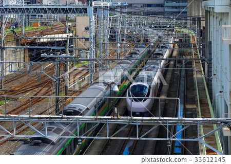 Limited express super Hitachi and trains at rest Limited express super Hitachi and trains at rest 33612145