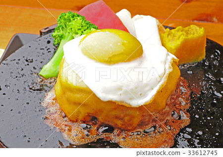 Cheese hamburger fried egg 33612745