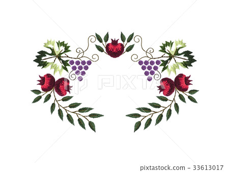 Grapes and garnets on branches with leaves,curl 33613017