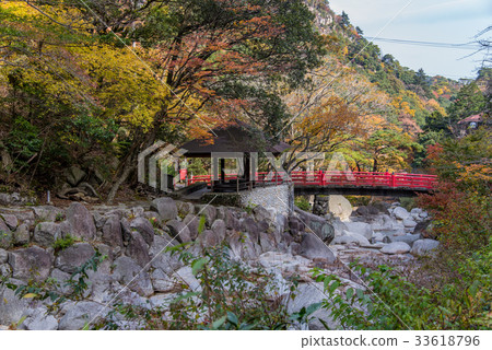 Autumn hot spring mountain hot spring Oishi park Autumn hot spring mountain hot spring Oishi park 33618796