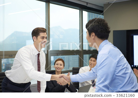 Businesswoman, business woman Businesswoman, business woman 33621160