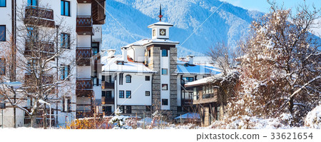 Houses, snow mountains panorama, Bansko, Bulgaria 33621654