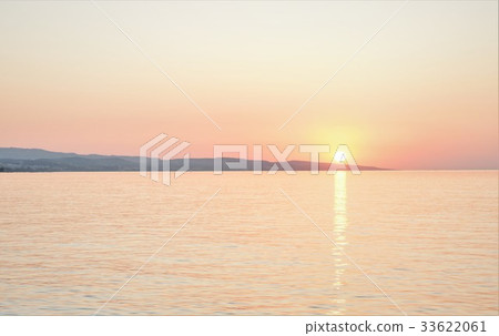 Excellent sunrise over the Mediterranean Sea. 33622061