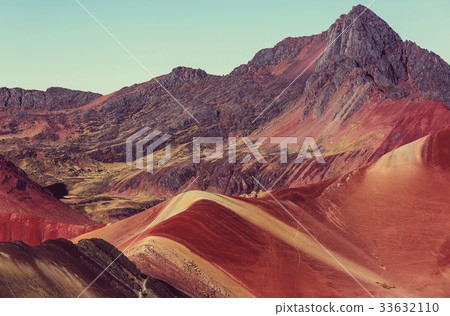 Rainbow mountain Rainbow mountain 33632110