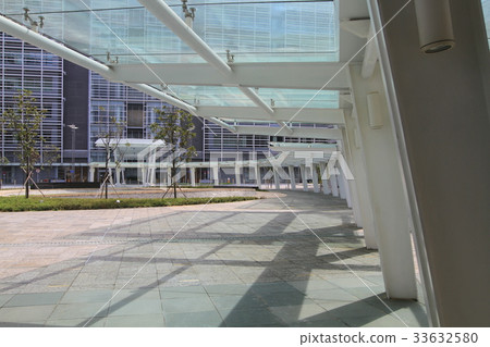 modern office building in Hong Kong city  33632580