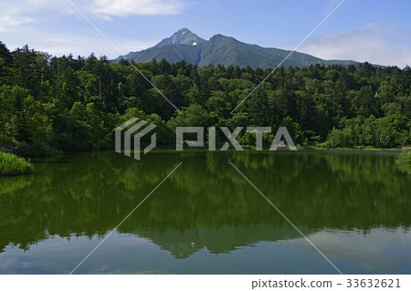 Rishiri Fuji seen from Himenuma 33632621