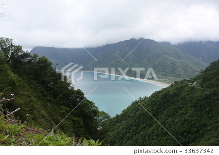 Mountains, sea water, staggered landscape, landscape, daytime 33637342