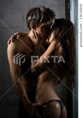 Attractive sexy couple shot in passionate embrace 33638848