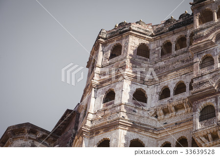 Mehrangarh Fort in Jodhpur, Rjasthan, India 33639528