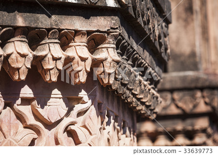 Mehrangarh Fort in Jodhpur, Rjasthan, India 33639773