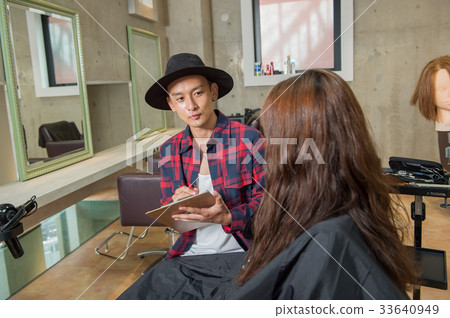 Beauty Image Young Male Hairdresser Female High School Student jk Salon Hairdresser Hair Beauty 33640949
