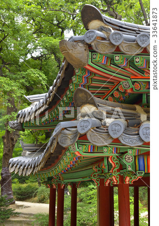 Changdeokgung Palace in Seoul, South Korea.. 33641873