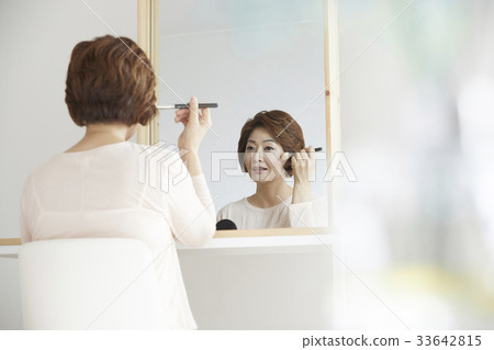 媽媽，家庭主婦，中年韓國人 33642815