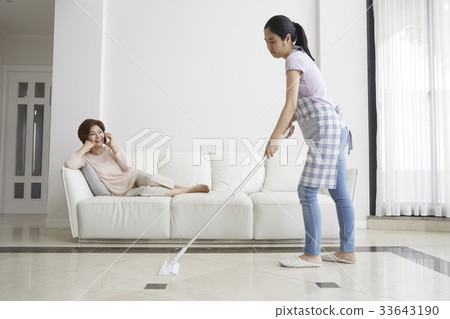 母親,女兒,母親和女兒 母親,女兒,母親和女兒 33643190