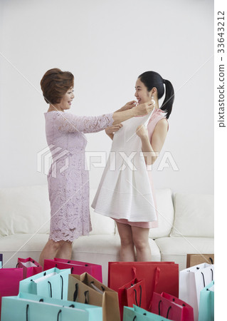 母親，女兒，母親和女兒 33643212