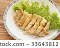 Grilled chicken with salt 33643812