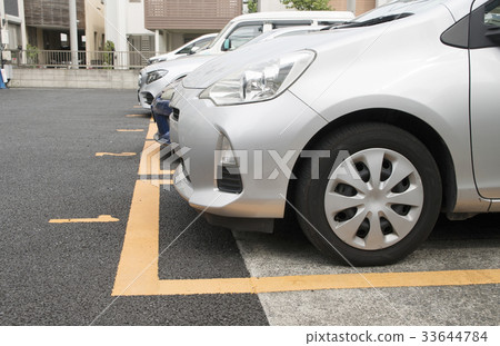  Parking Lot 33644784