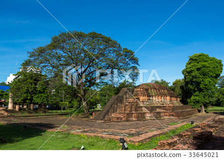 Ancient temple in Wangchan palace. Phitsanulok 33645021