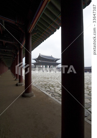 Kunjeongjeon (National Treasure No.223), Gyeongbokgung Palace, Jongno-gu, Seoul 33647387