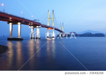 Samchonpo Bridge, Hallyeo Marine National Park, Sacheon City, Gyeongnam 33648298