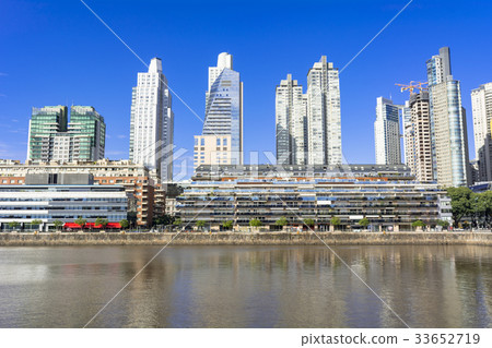 布宜諾斯艾利斯的Puerto Madero地區 布宜諾斯艾利斯的Puerto Madero地區 33652719
