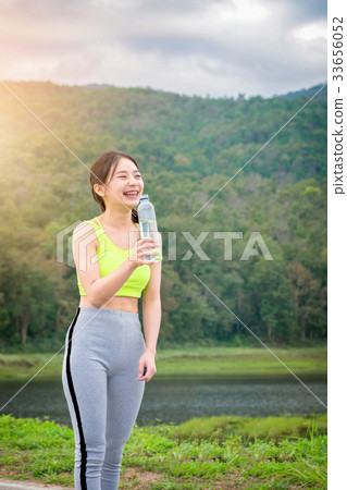 Sport and Health Lifestyle, beautiful young woman Sport and Health Lifestyle, beautiful young woman 33656052