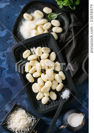 Raw uncooked potato gnocchi Raw uncooked potato gnocchi 33656974