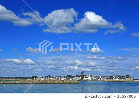 Ile Tudy Brittany France 33657809