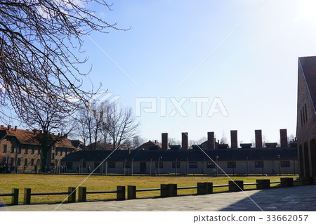 奧斯威辛 - 比克瑙集中營 33662057