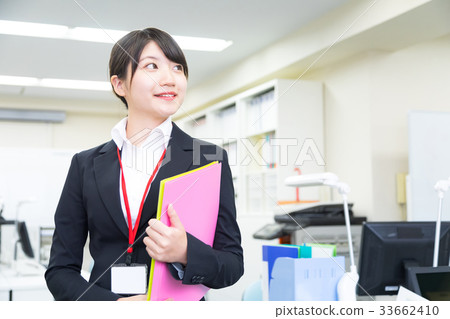 衣服衣服辦公室夫人OL新的僱員新人的女性女性辦公室工作者新鮮 33662410