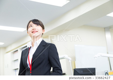 Female female office worker in suit suit office lady OL new employee newcomer fresh Female female office worker in suit suit office lady OL new employee newcomer fresh 33662427