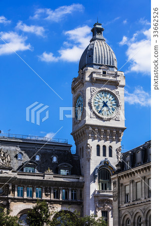 Clock Tower of the Gare de Lyon railway station 33662526