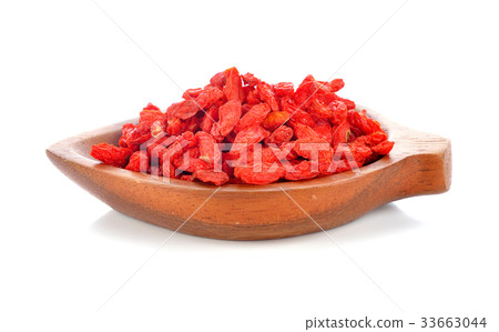 goji berries isolated on white background 33663044