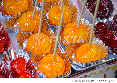 Mandarin orange Mandarin orange 33668572