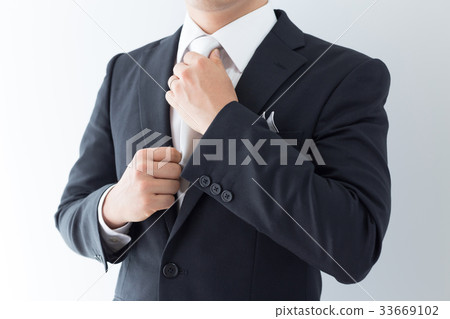 Wedding suit ready 33669102