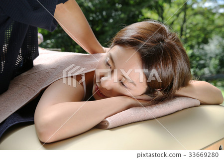 therapy, aroma, aromatherapy 33669280