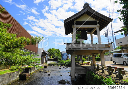 August Mishima 38 Genbei River's walking path, time bell August Mishima 38 Genbei River's walking path, time bell 33669834