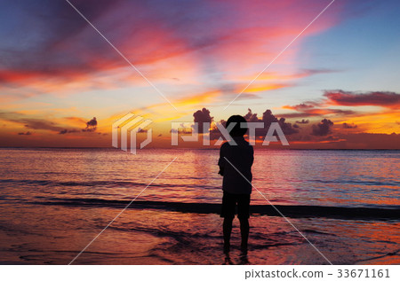 The sea of Guam 33671161