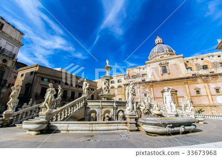 Praetoria Fountain in Palermo, Italy 33673968