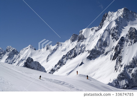 Ski resort Ski resort 33674785