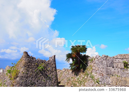 【沖繩世界遺產】中城城跡 【沖繩世界遺產】中城城跡 33675988